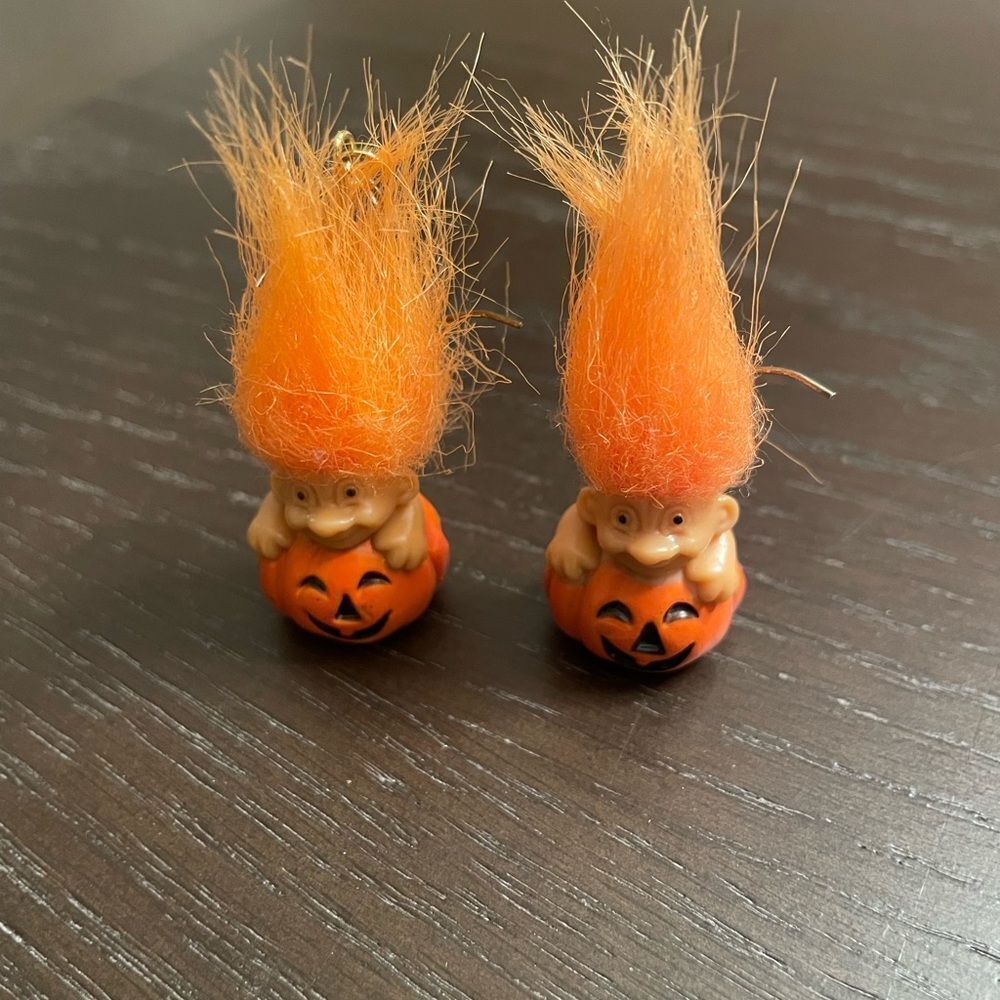 Russ Vintage Troll Pumpkin Earrings